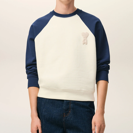 1FF0101-438 [AMI PARIS] Cotton Knitted Ami De Coeur Sweatshirt White And Blue (SS26) #USW781.747.A027 (C-EU-E)