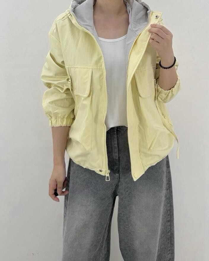 【修身百搭的雲感輕量防風外套】（預購）