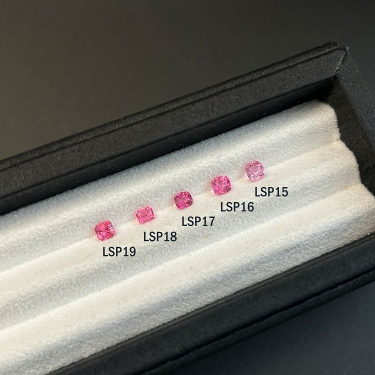 尖晶石 Spinel/0.32-0.60克拉