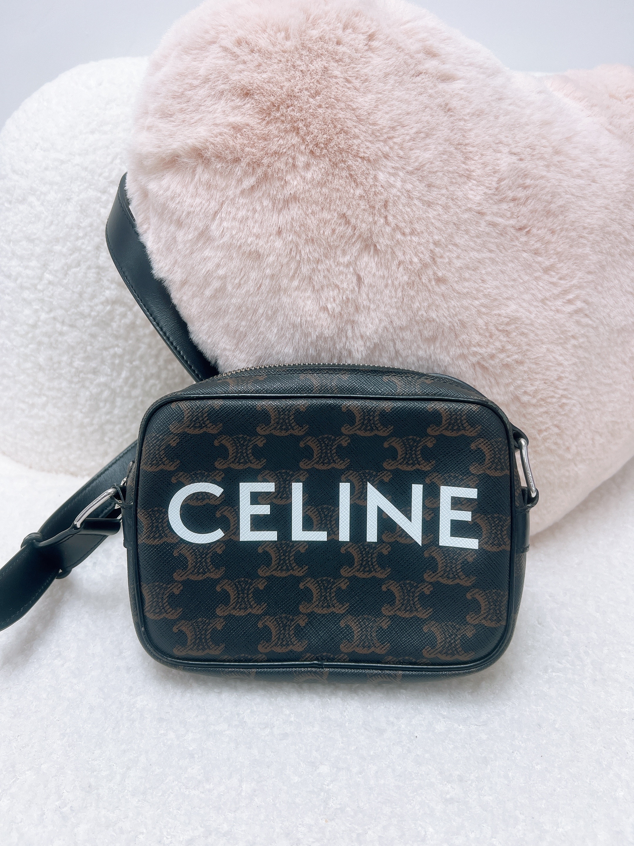 Celine camera bag/ messenger bag small brown monogram