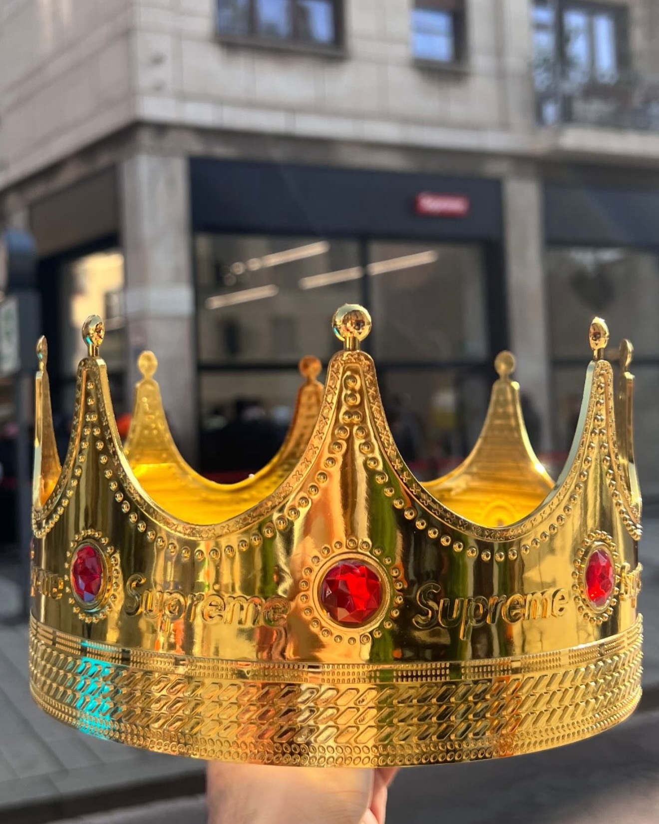 Supreme SS26 • Crown with embossed logo  👑   皇冠