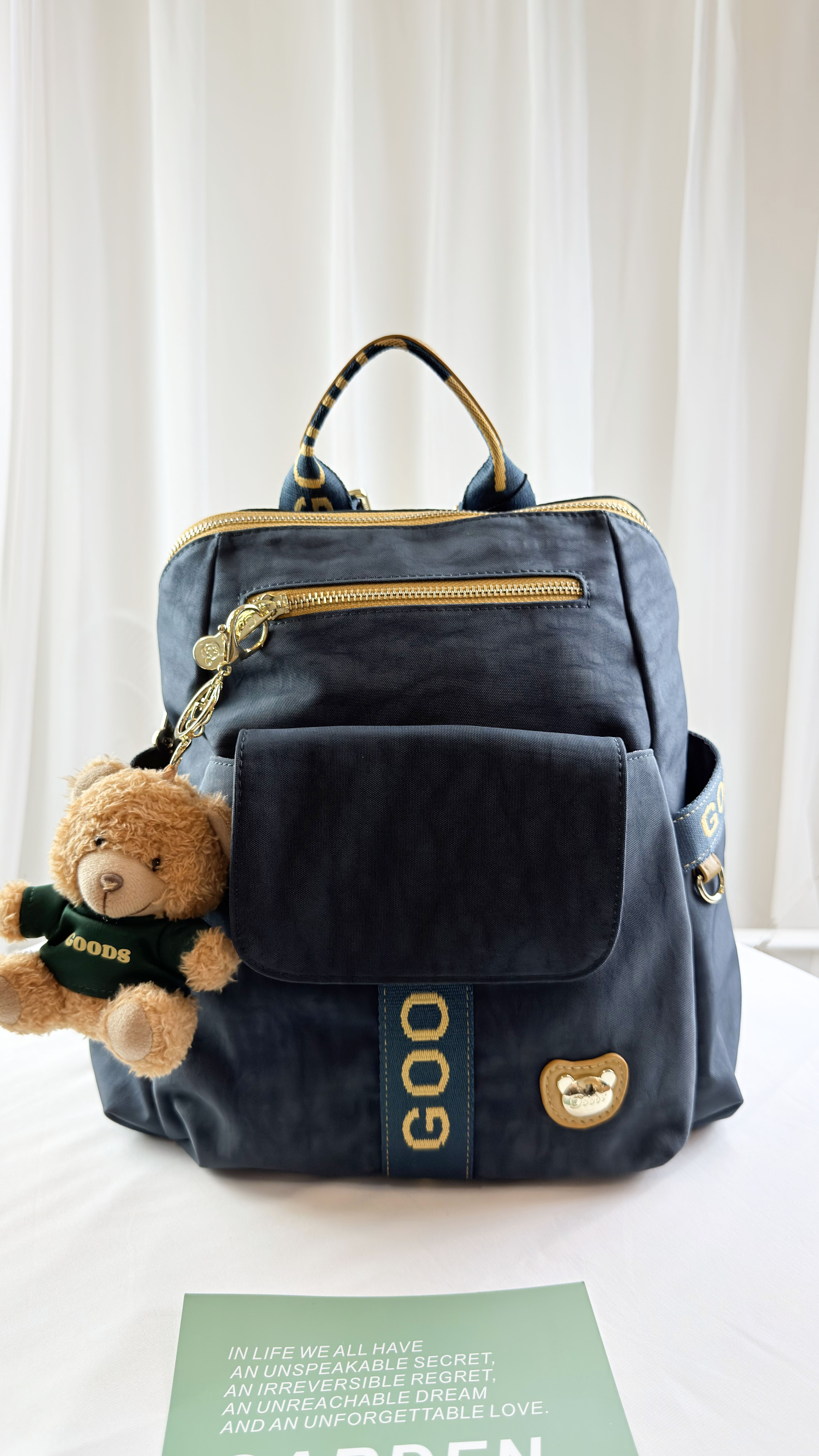 GOODS 織帶海軍藍配黃防潑水後背包  附吊飾 #2854