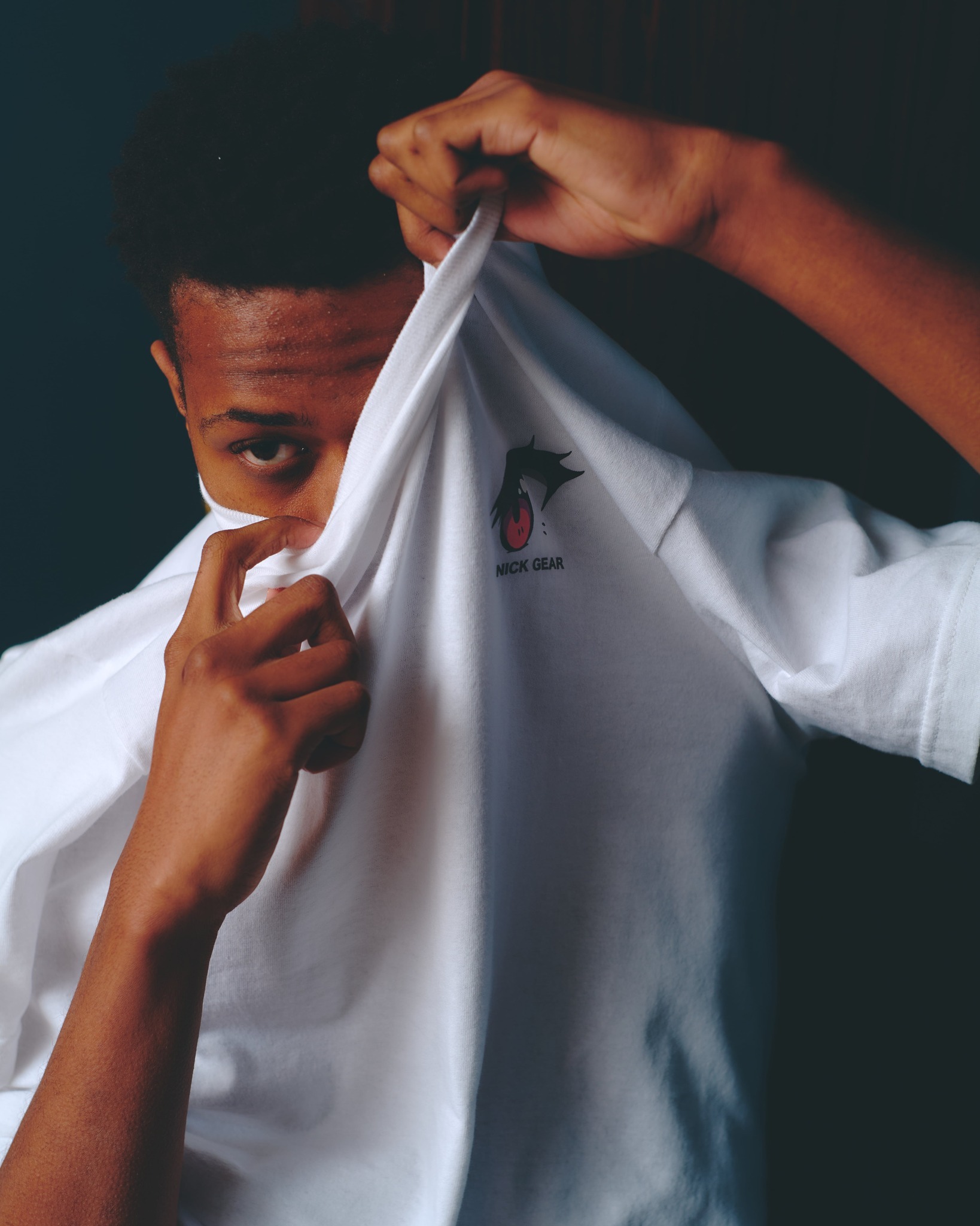 NICK GEAR - Gaze T-shirt