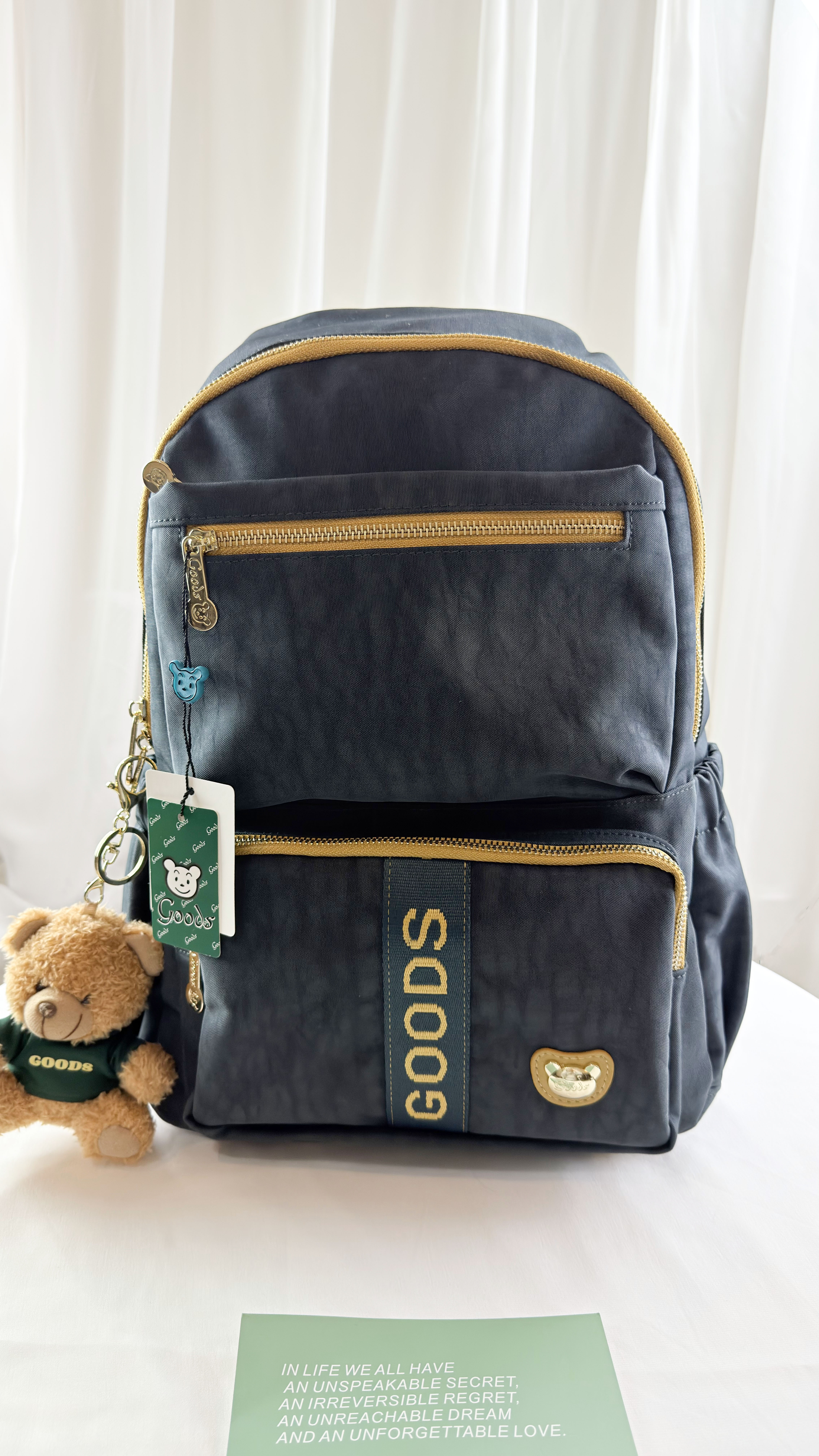 GOODS 織帶海軍藍配黃防潑水後背包 附吊飾 #2627