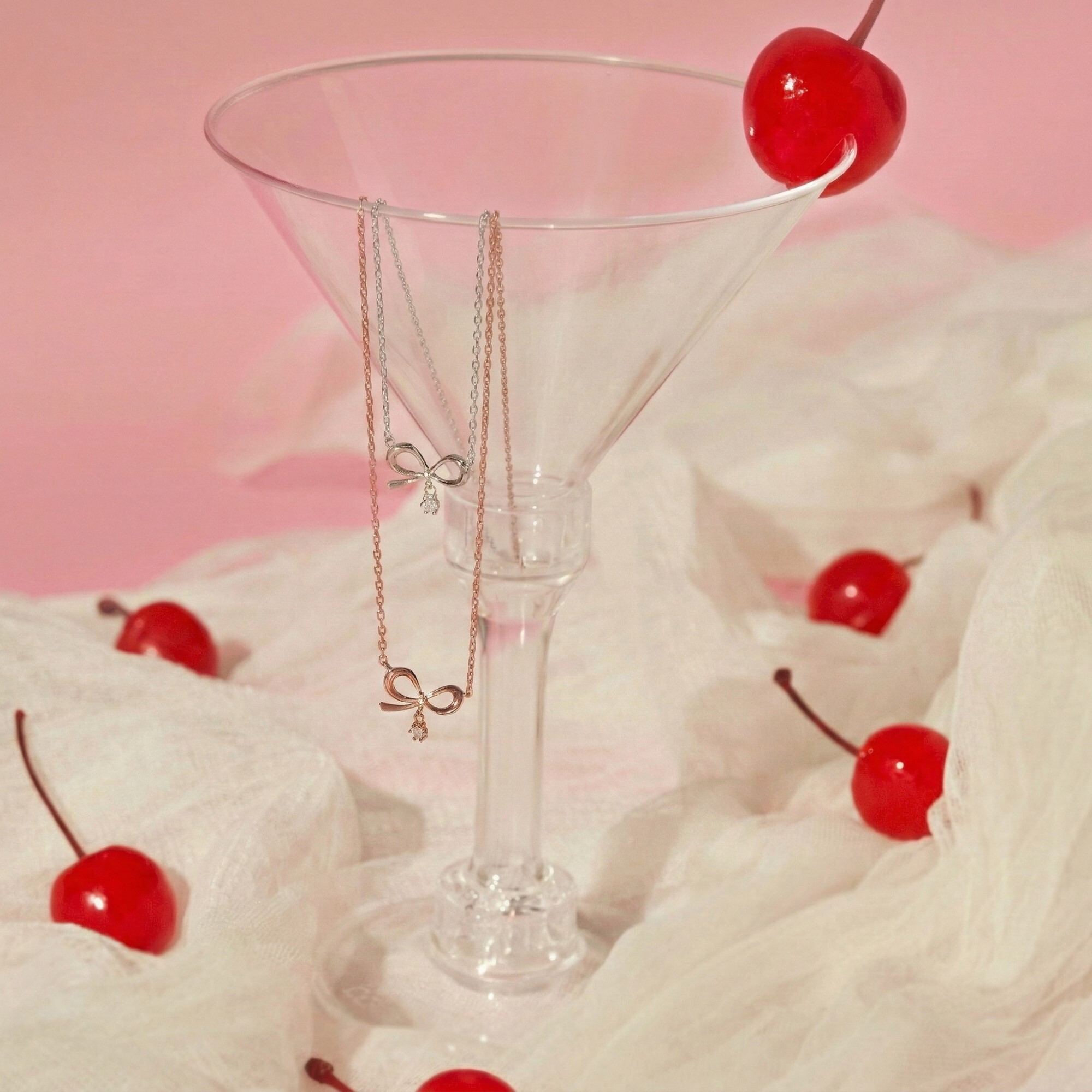 蝴蝶結造型的純銀項鍊，甜美風格的925純銀輕珠寶