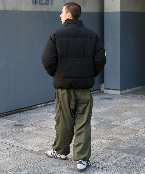 【預購】J0304602　MLB  黑色防寒外套 jk1014