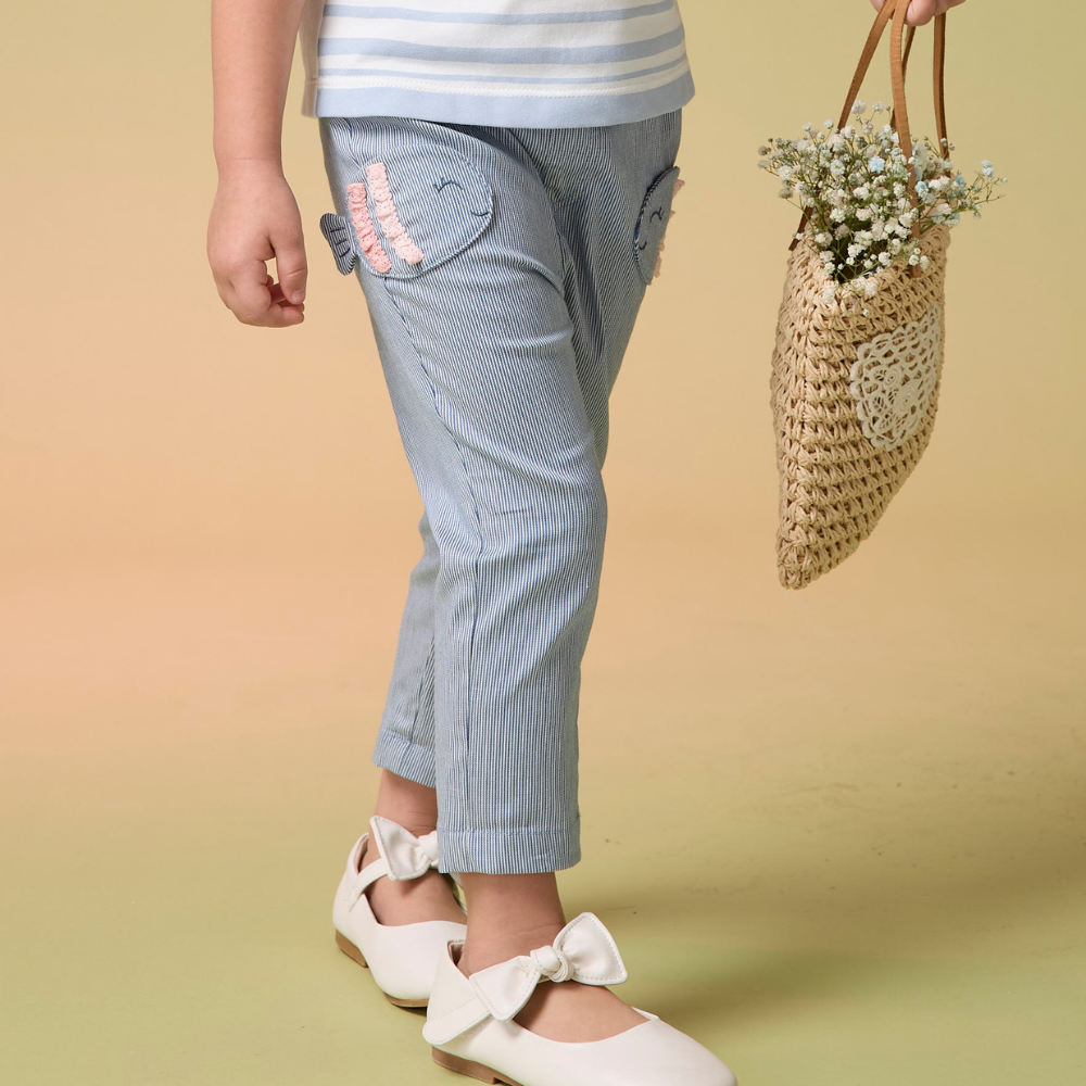 PIPPY 快樂小魚造型口袋休閒彈性棉長褲 藍