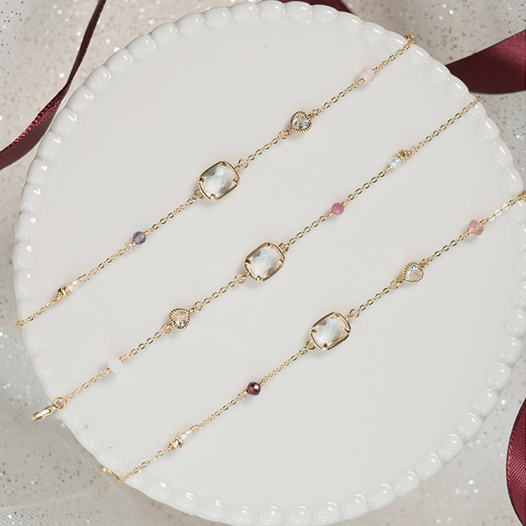 《女王禮》女神的喝采 • 愛心 – 寶石 – 手鍊 (隨機)