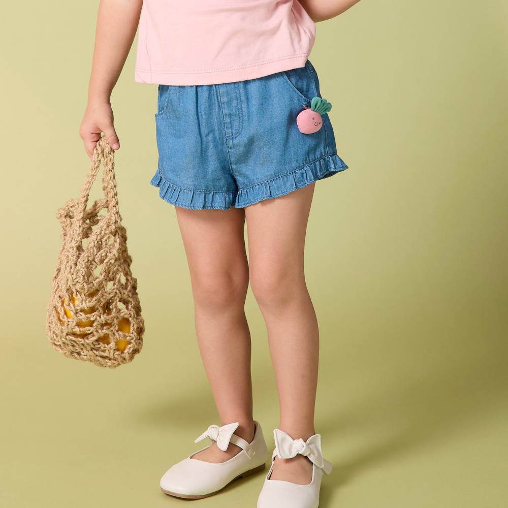 PIPPY百搭浪漫荷葉邊蘿蔔配飾天絲牛仔短褲 藍