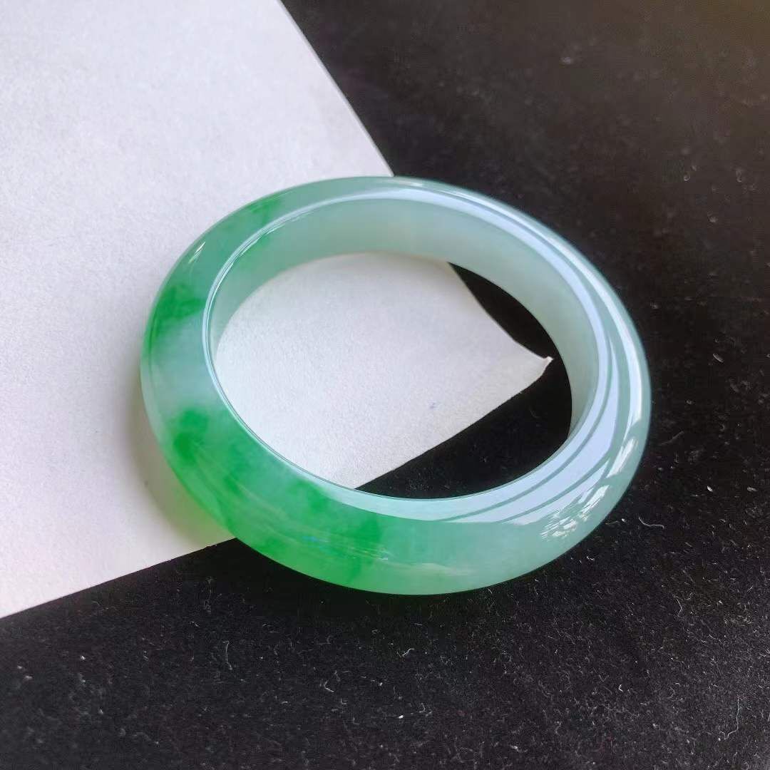 翡翠冰糯種水潤飄陽綠手鐲,天然翡翠A玉, 緬甸玉, Jade, Jadeite