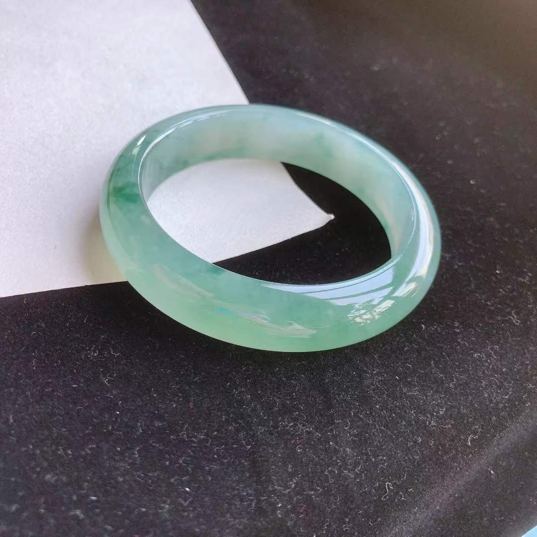 翡翠冰種起光飄花手鐲,天然翡翠A玉, 緬甸玉, Jade, Jadeite