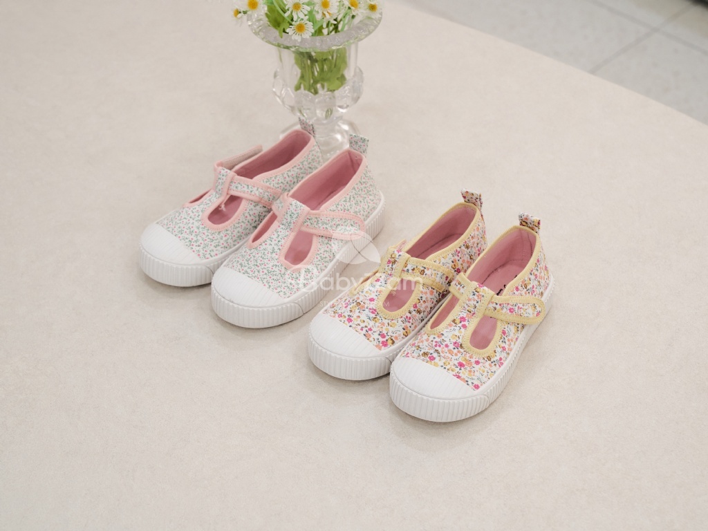 正韓春Balsori 兩色甜美碎花娃娃鞋