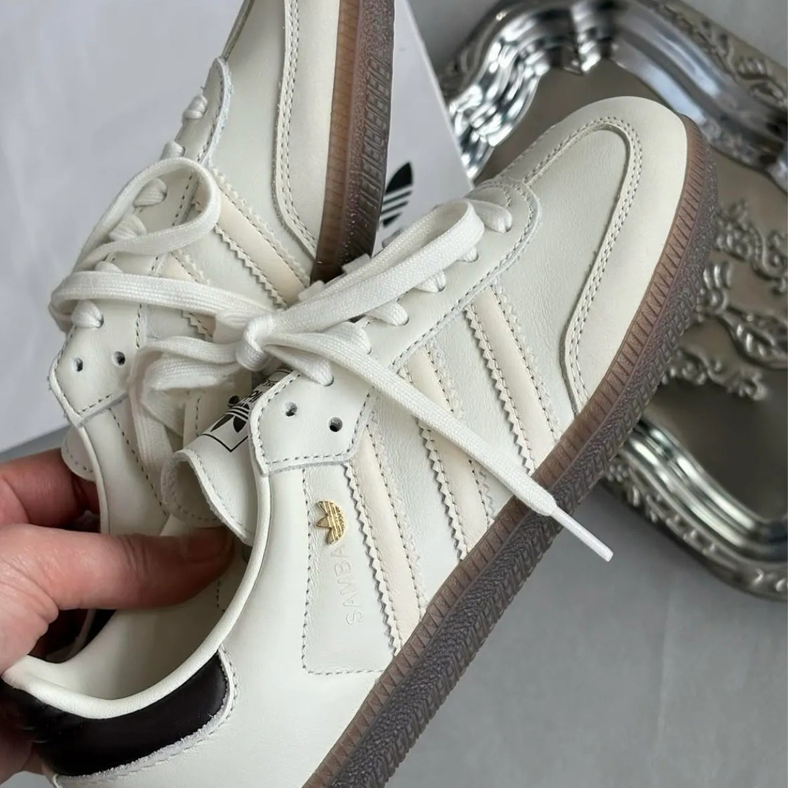 adidas Originals Samba OG 奶油白 黑尾 焦糖底 金屬小標 復古 德訓鞋 板鞋 休閒鞋 經典款 IH6628