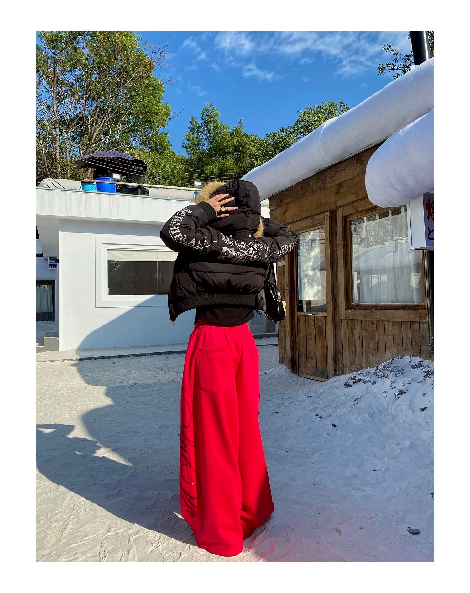 『RB』 春款美式慵懶風燙鑽字母直筒褲