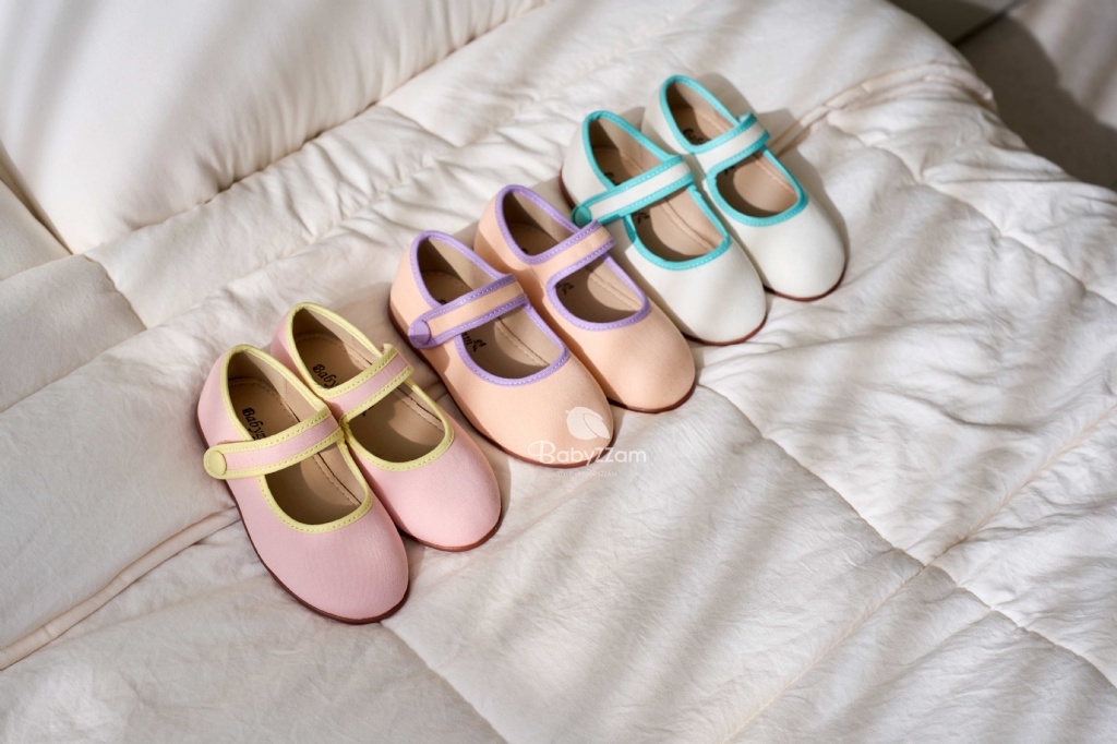 正韓春Balsori 三色撞色娃娃鞋