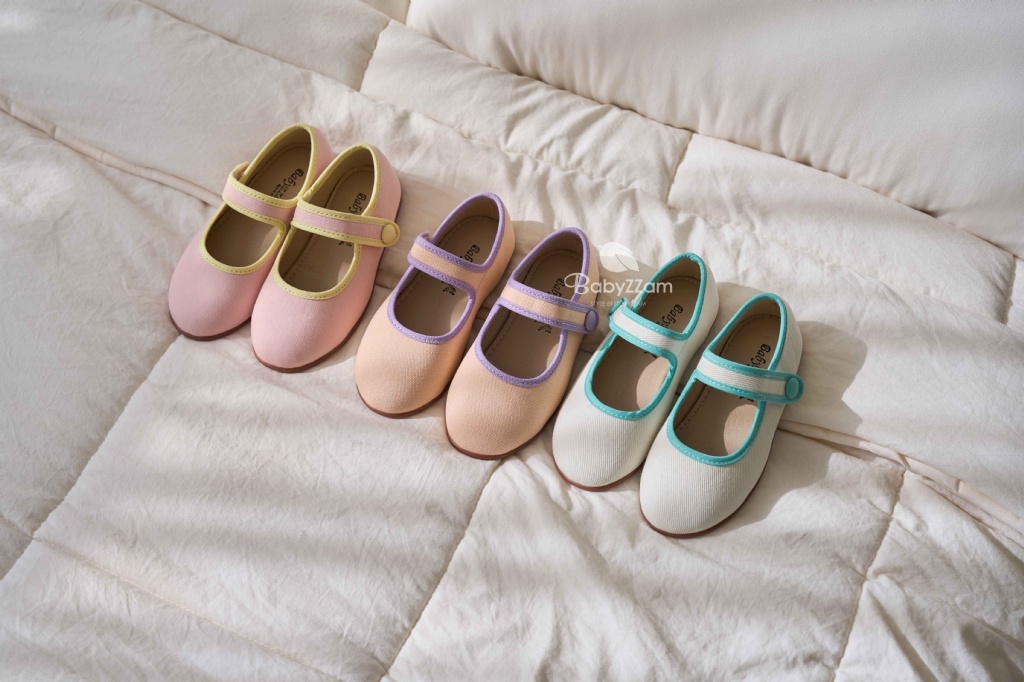 正韓春Balsori 三色撞色娃娃鞋