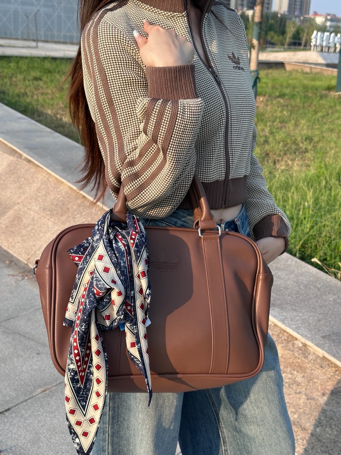 ADIDAS MIUMIU風 栗子棕 手提包