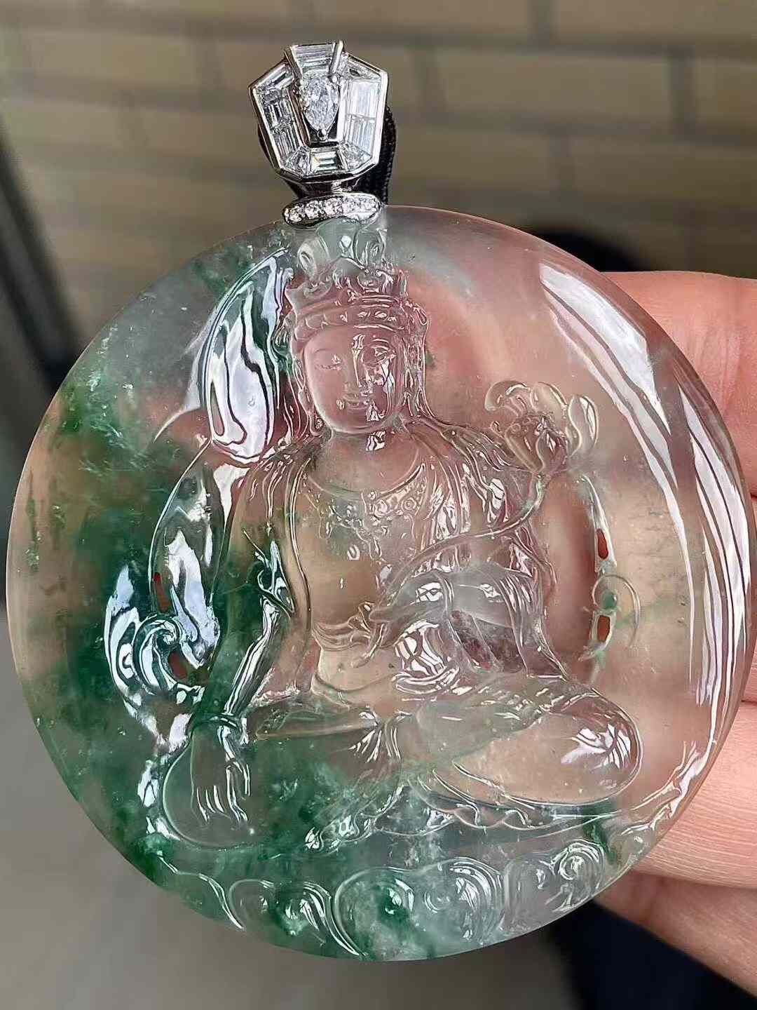 295556 翡翠玻璃種飄花自在觀音吊墜