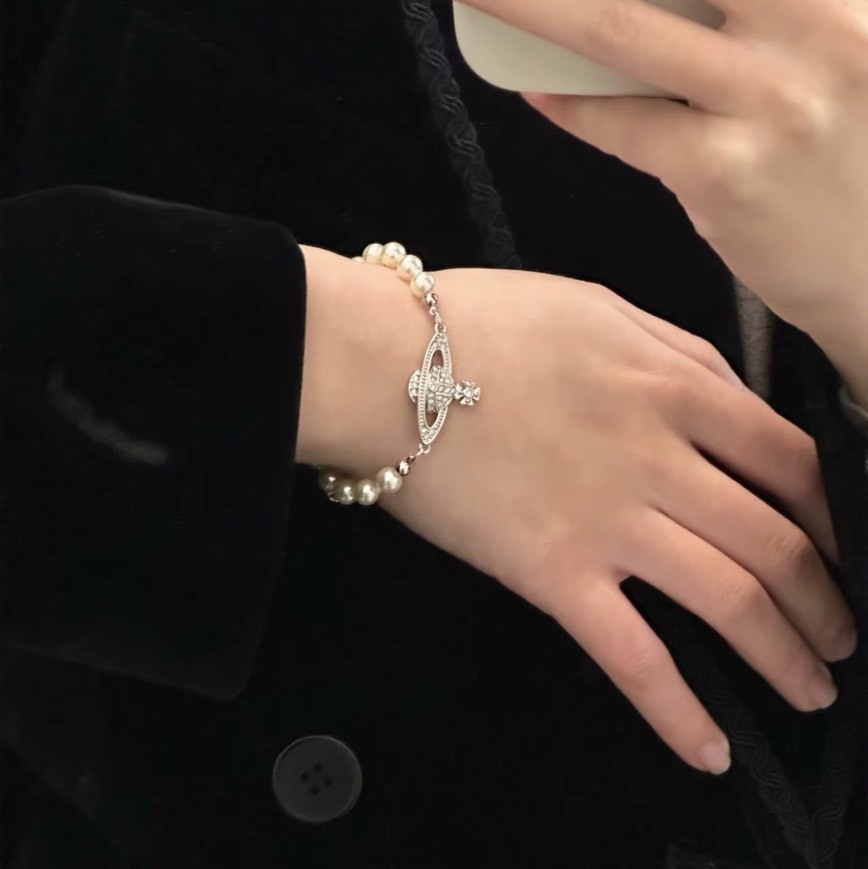『代購商品』Vivienne Westwood Mini bas relief 西太后 經典滿鑽土星珍珠手鍊