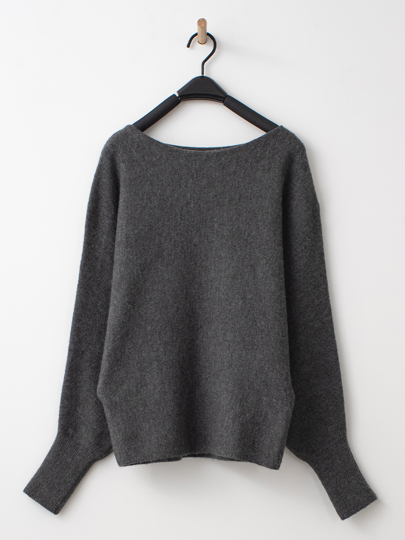 一字領連袖針織上衣格紋法蘭絨蛋糕長裙組合