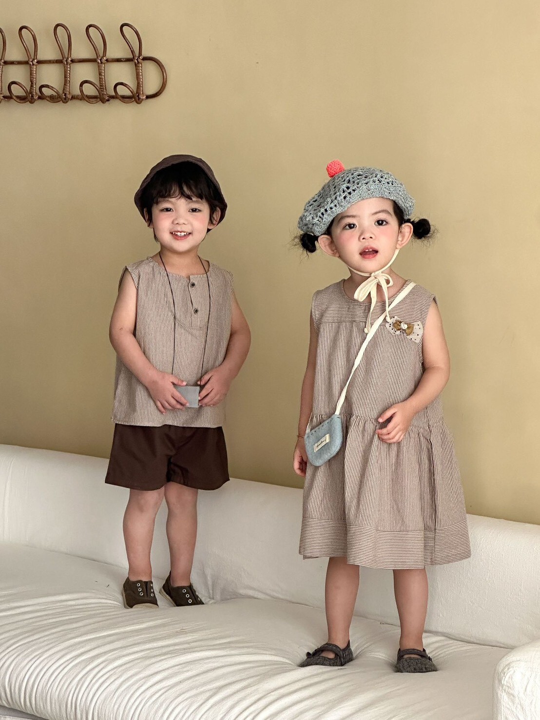 大地色休閒套裝/洋裝 ᝰ ＊無袖上衣 + 短褲/裙子