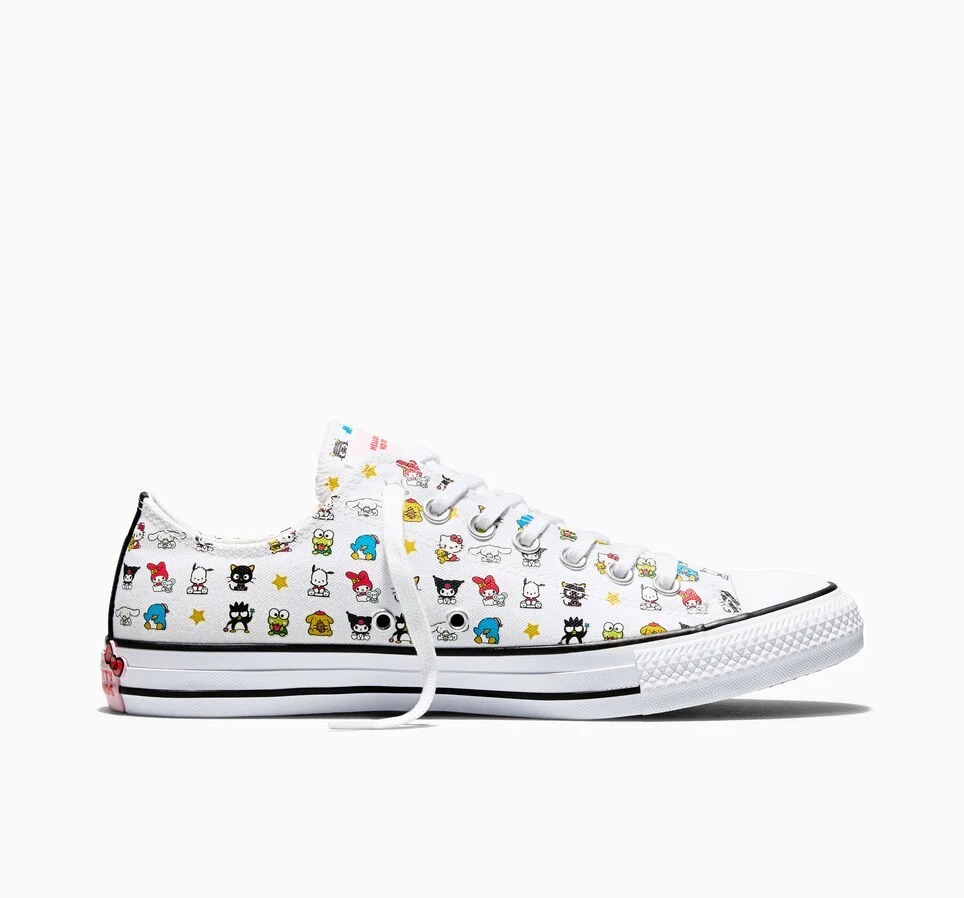 聯名款 CONVERSE X HELLO KITTY & FRIENDS CHUCK TAYLOR ALL STAR LOW TOP SNEAKER 白 低筒 三麗鷗 滿版 帆布鞋【A17700C】