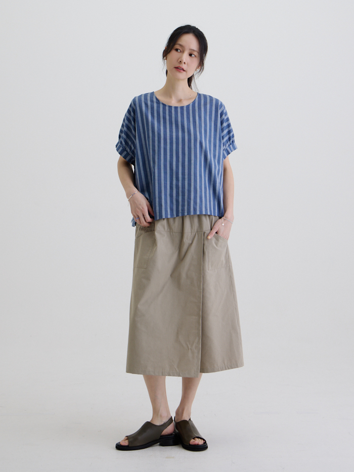 煮字短袖造型上衣-藍條紋