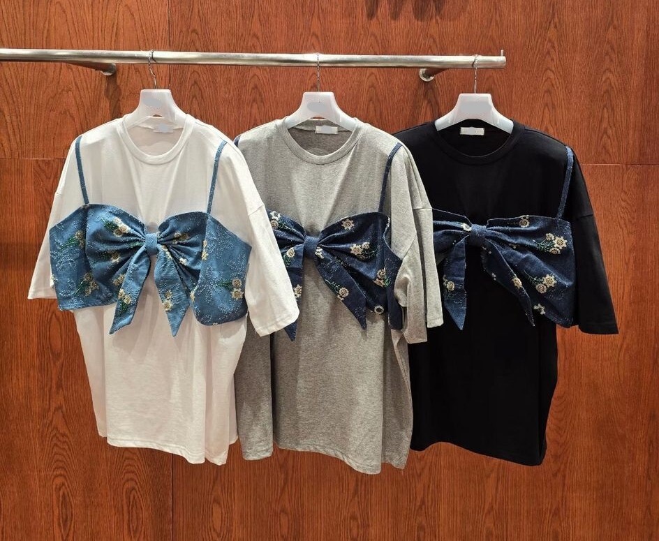 IL04 胸 52 長27 $459 (一口價)