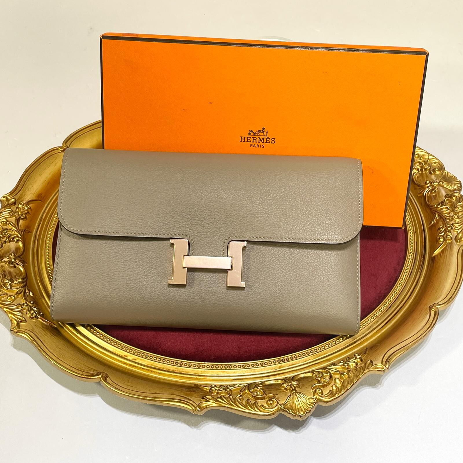 未使用品~全新CONSTANCE LONG WALLET C刻 18/ETOUPE EVERCOLOR 大象灰玫瑰金扣 #長銀包 #BRAND NEW #香榭站正品