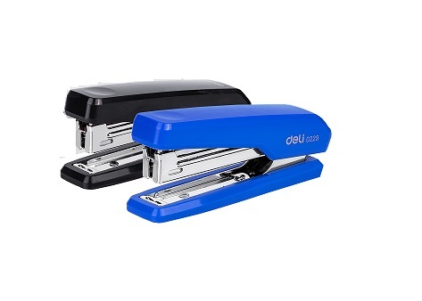 DELI 0229 (10D) STAPLER