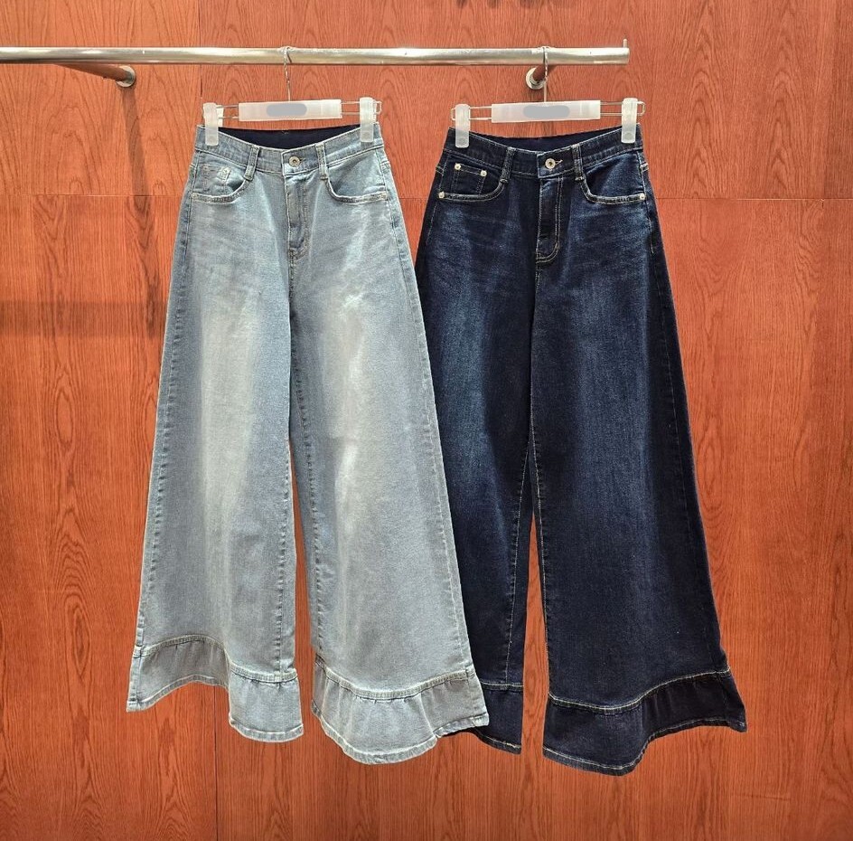 IL10 S:腰 24-31 HIP 37-46 長39 / M:腰 25-32HIP 38-47長39.5 / L:腰 26-33HIP 39-48長40 $399 (一口價)