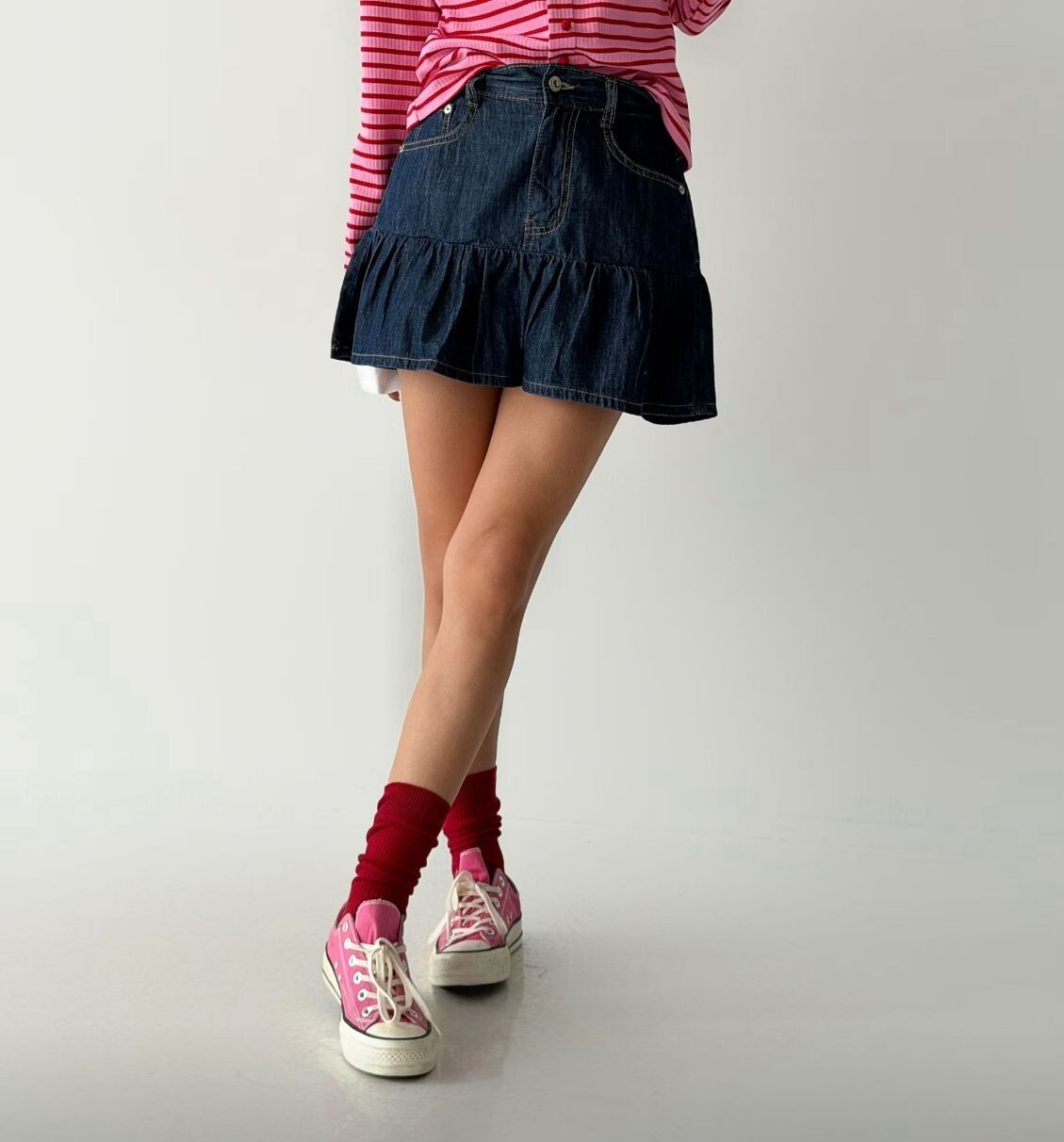 IL11 S:腰 24-31 HIP 41 長14 / M:腰 25-32 HIP 42長14.5 / L:腰 26-33HIP 43長15 $369 (一口價)