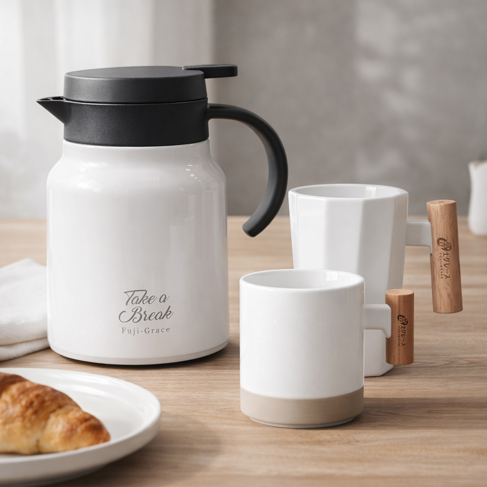小溫暖家庭-茶濾保溫壺杯組 (304不鏽鋼茶濾保溫壺1000ml + 和風職人馬克杯1入 + 和風匠藝咖啡杯1入)