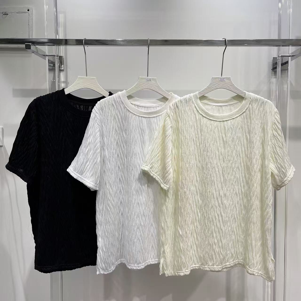 ⭐️⭐️【預訂】提花皺紋側小開叉腳TOP (E39-E41)