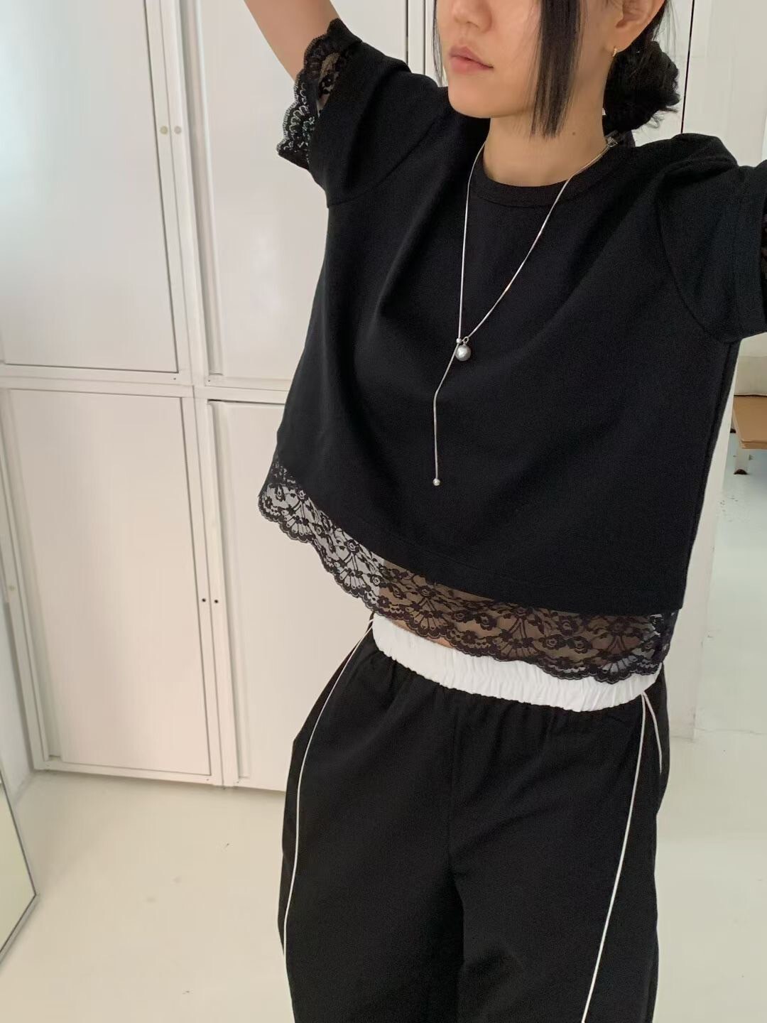 蕾絲手袖下擺造型圓領短袖棉TEE / 2色