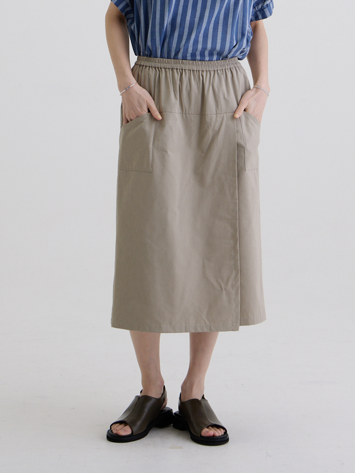 星期三的散步褲裙-卡其