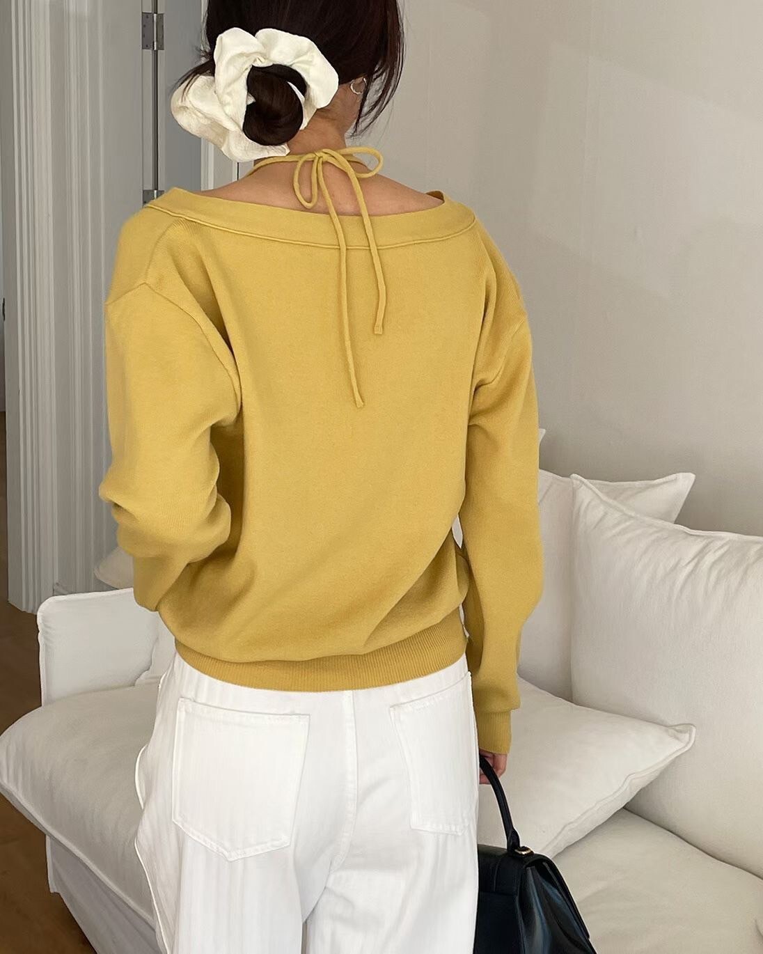 繞脖綁帶造型V領衛衣大學TEE / 4色