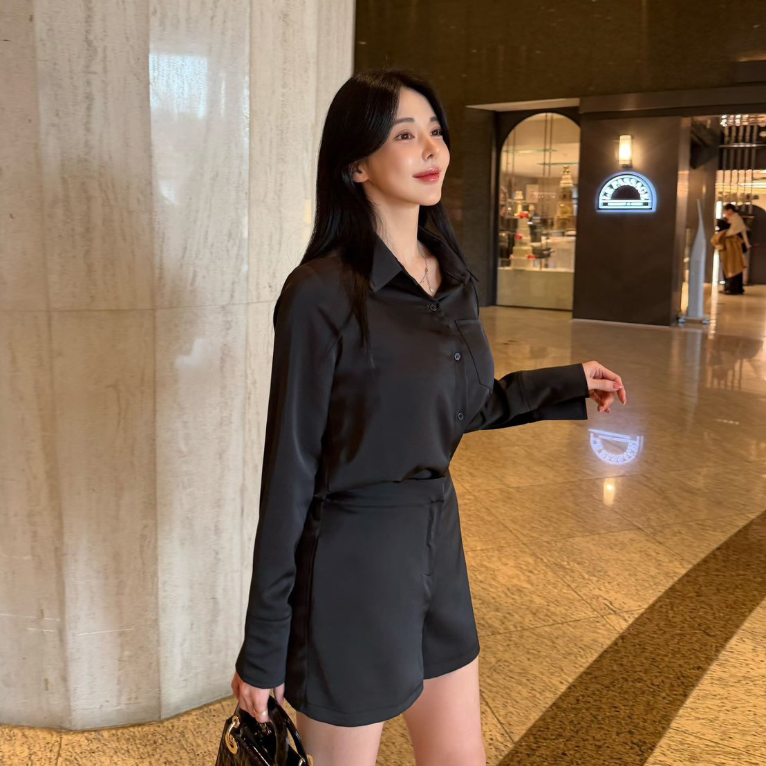 單口袋翻領排釦後鬆緊連身短褲-S-M / 2色