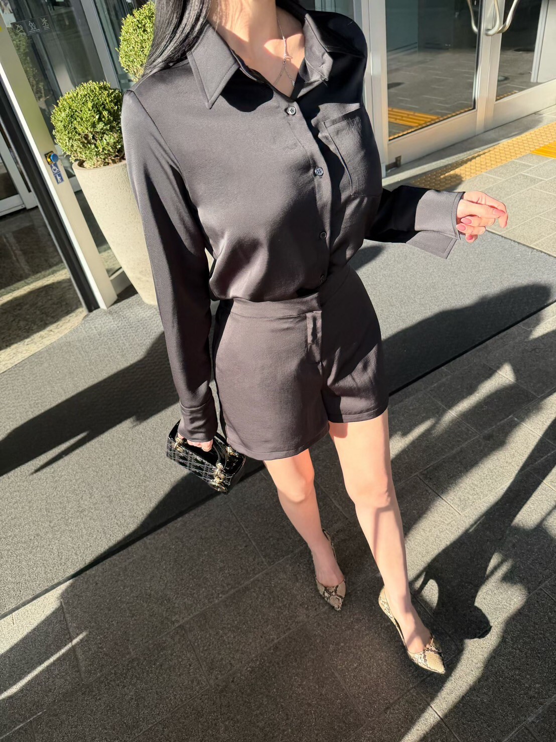 單口袋翻領排釦後鬆緊連身短褲-S-M / 2色