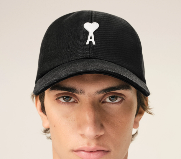 1FF0101-545 [AMI PARIS] Black Cotton Ami De Coeur Felt Patch Cap Black (SS26) #UCP277.AW0028.001 (P-EU-E)