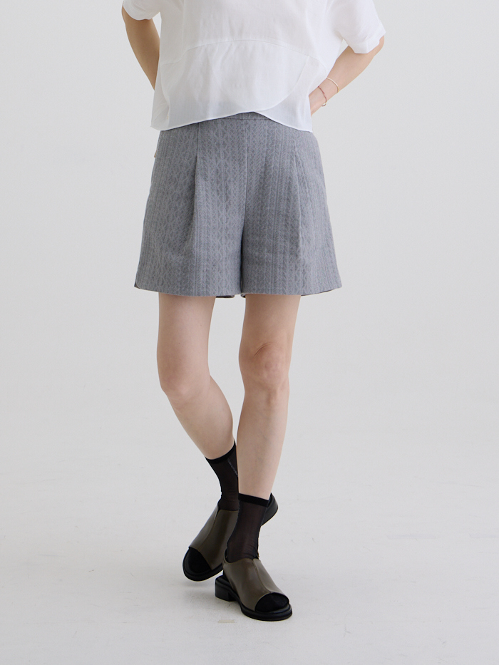 晨霧緹花打折短褲-鉛石