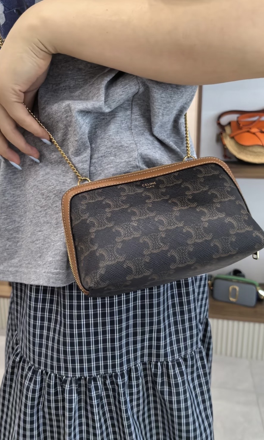 Celine Cuir Triomphe飾鍊手提包