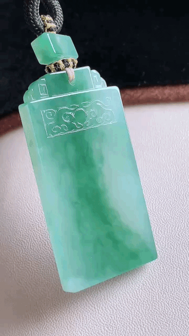 295730 翡翠冰飄花無事牌