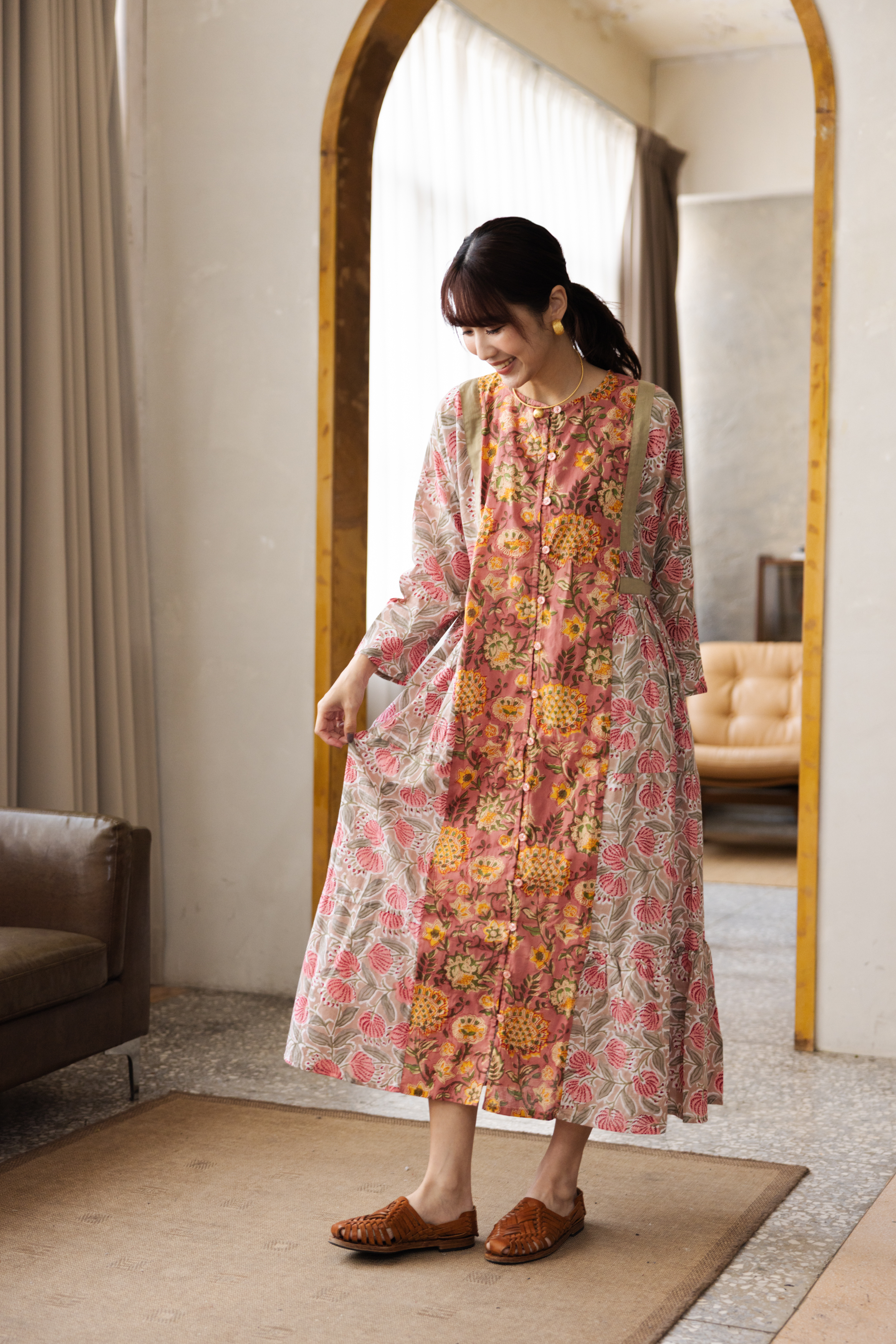 圓領排扣拼接長洋裝_粉