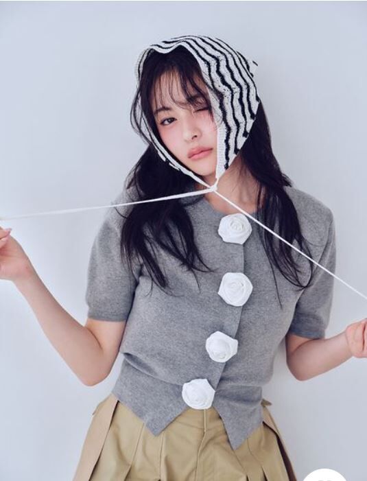 [預購] SNIDEL 造型鈕扣針織開襟衫