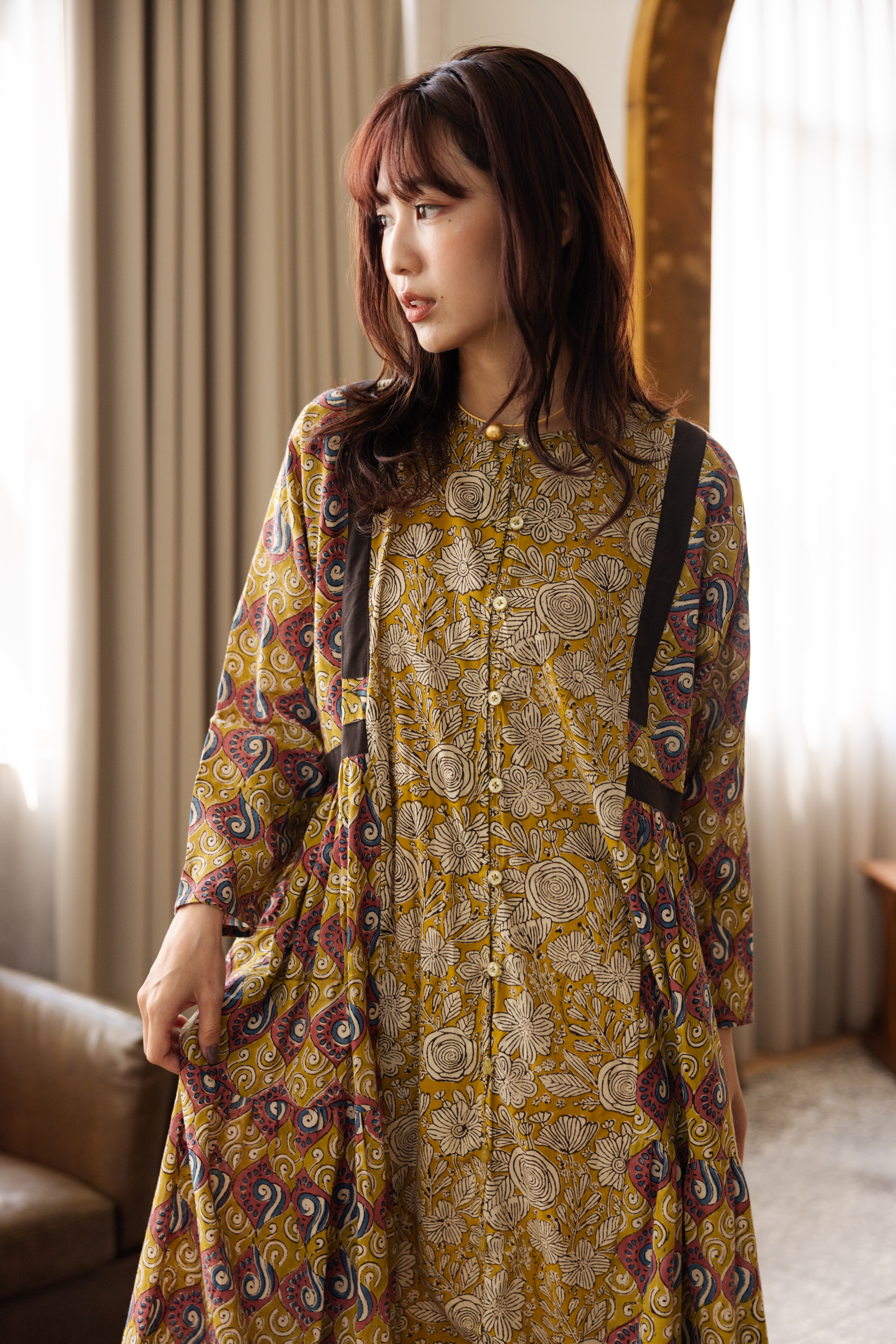 圓領排扣拼接長洋裝_黃