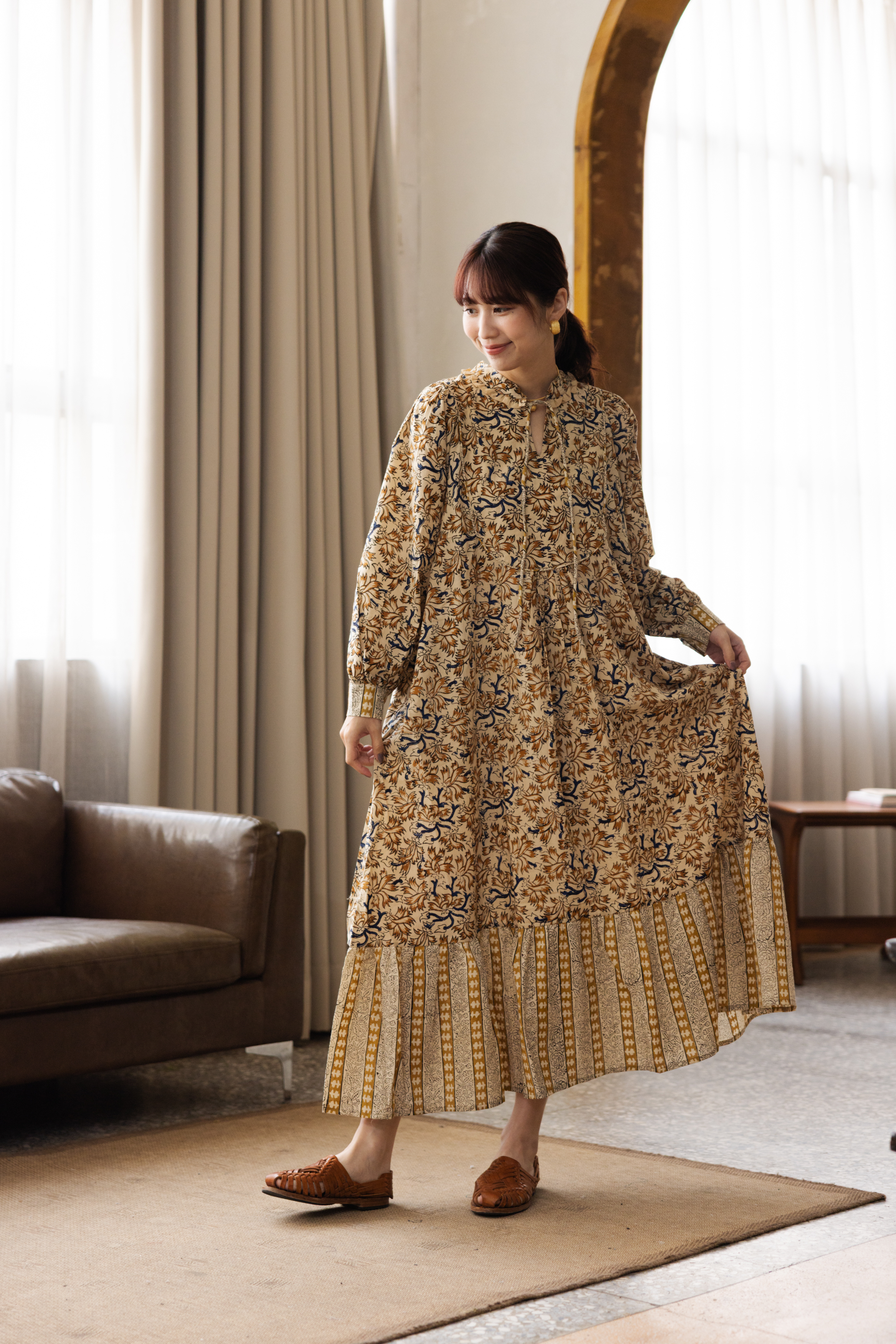 花領長袖拼接洋裝_米