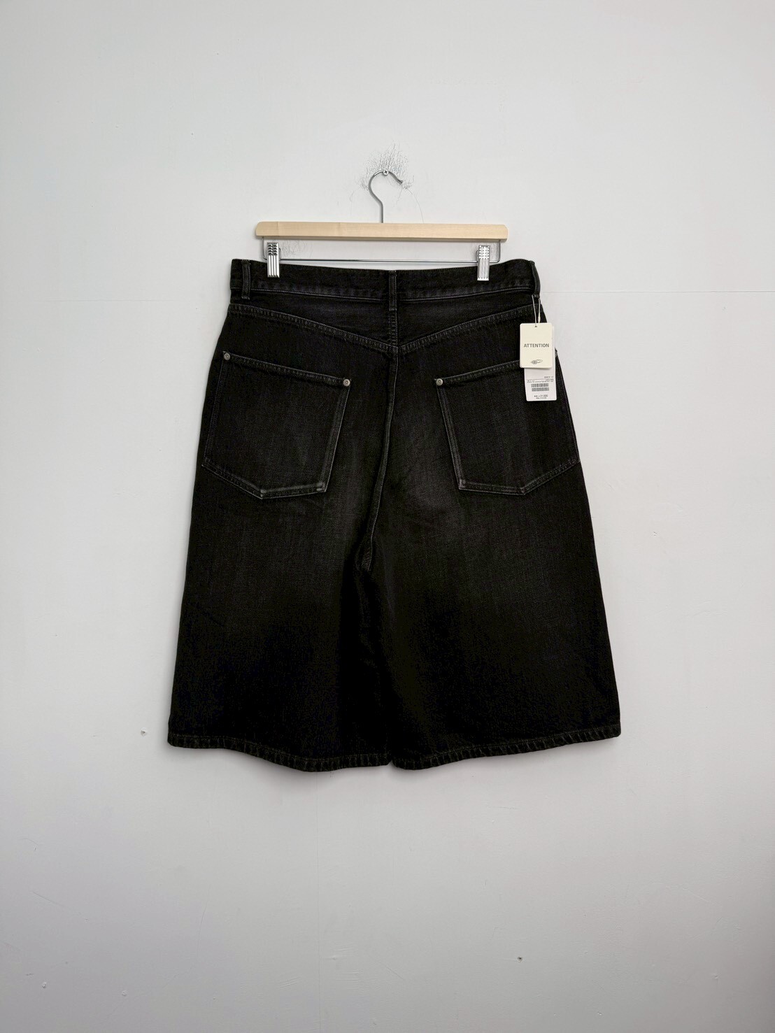 BEAMS FUTURE ARCHIVE BAGGY DENIM SHORTS SIZE L