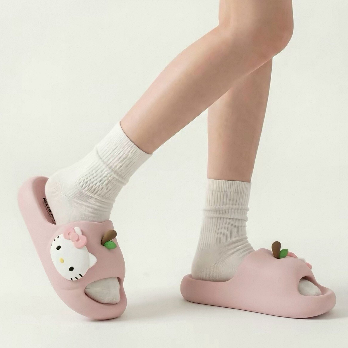【Luxury】 新款 HELLO KITTY 貓蘋果拖鞋 夏天 防滑抗菌 厚底拖鞋 室內拖鞋 卡通拖鞋 KITTY拖鞋