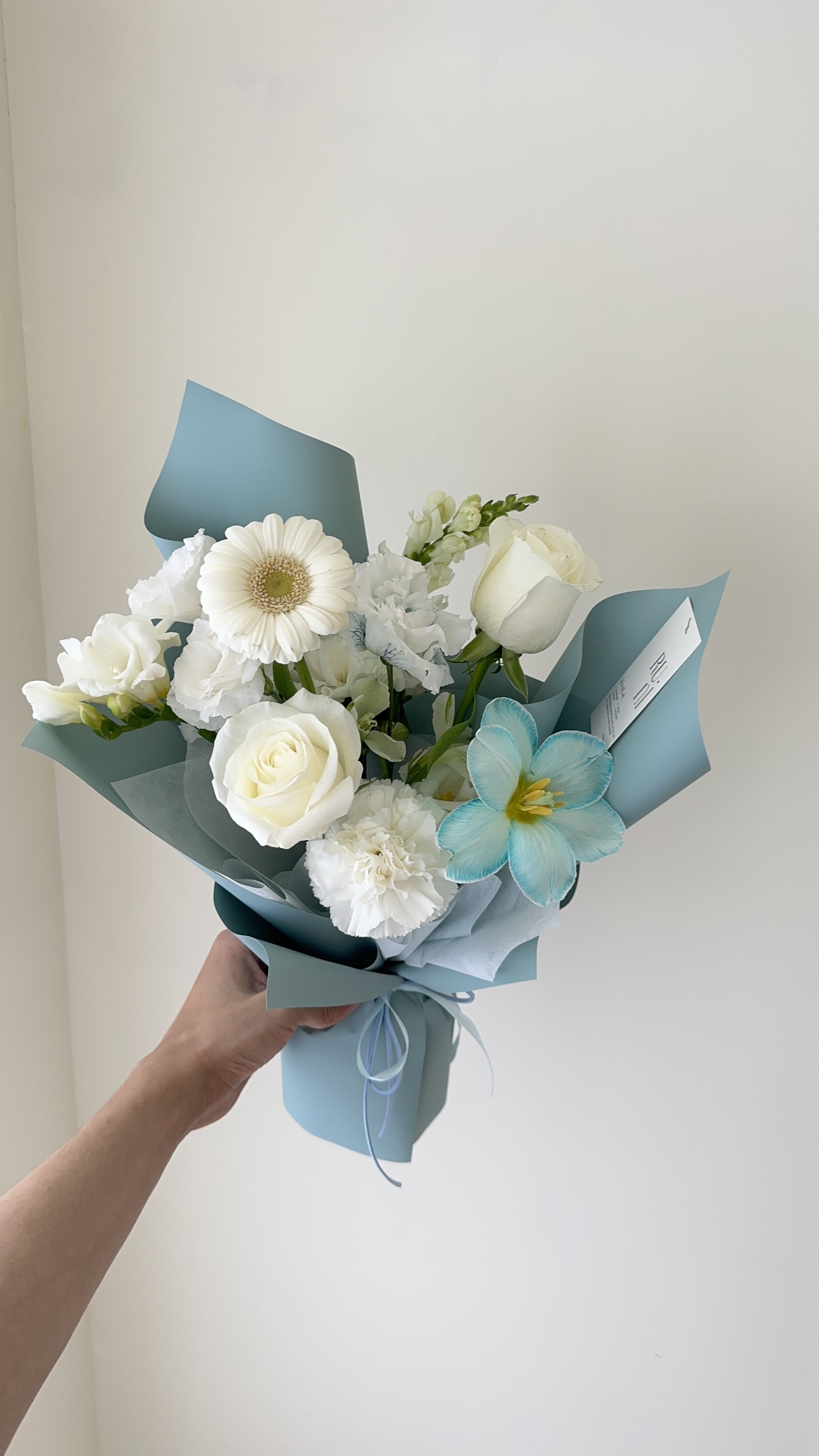 薄荷清晨 -薄荷藍白色系綜合鮮花花束